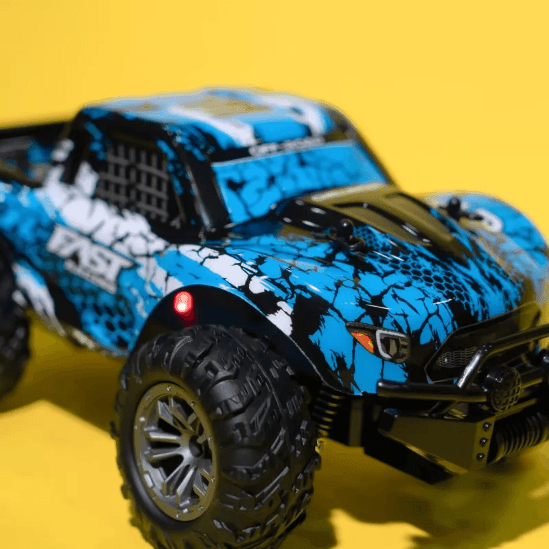 Отаманко Машинка на р\к Швидкісний всюдихід OFF-ROAD RACER синій 532.02.56