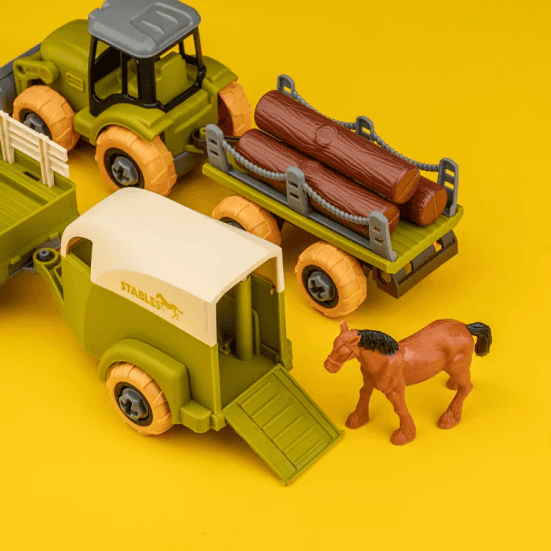 Отаманко Ігровий набір Веселий хутір Трактор з причепом, вантажівка з причепом та кінь 532.01.66