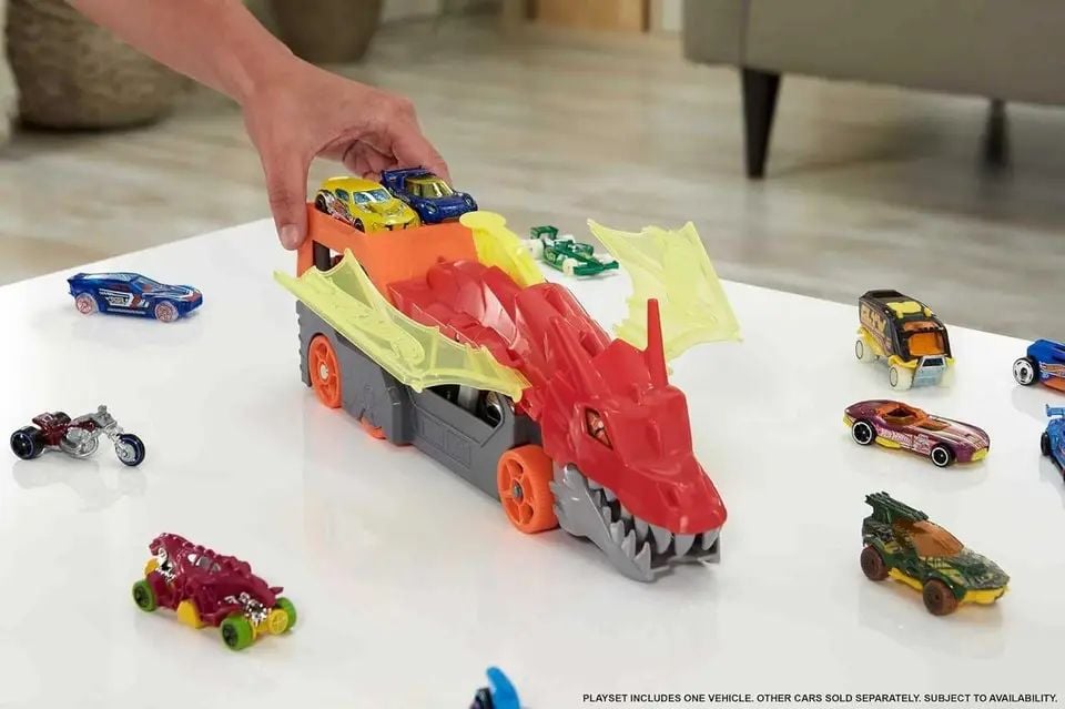 Вантажівка-транспортер "Паща Дракона" HotWheels GTK42